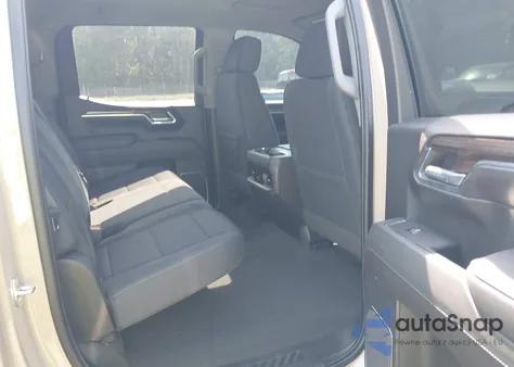 2022 Chevrolet Silverado 1500 4Wd Short Bed Lt Trail Boss/4Wd Standard Bed Lt Trail Boss from USA, damaged, VIN 3GCUDFED1NG683382